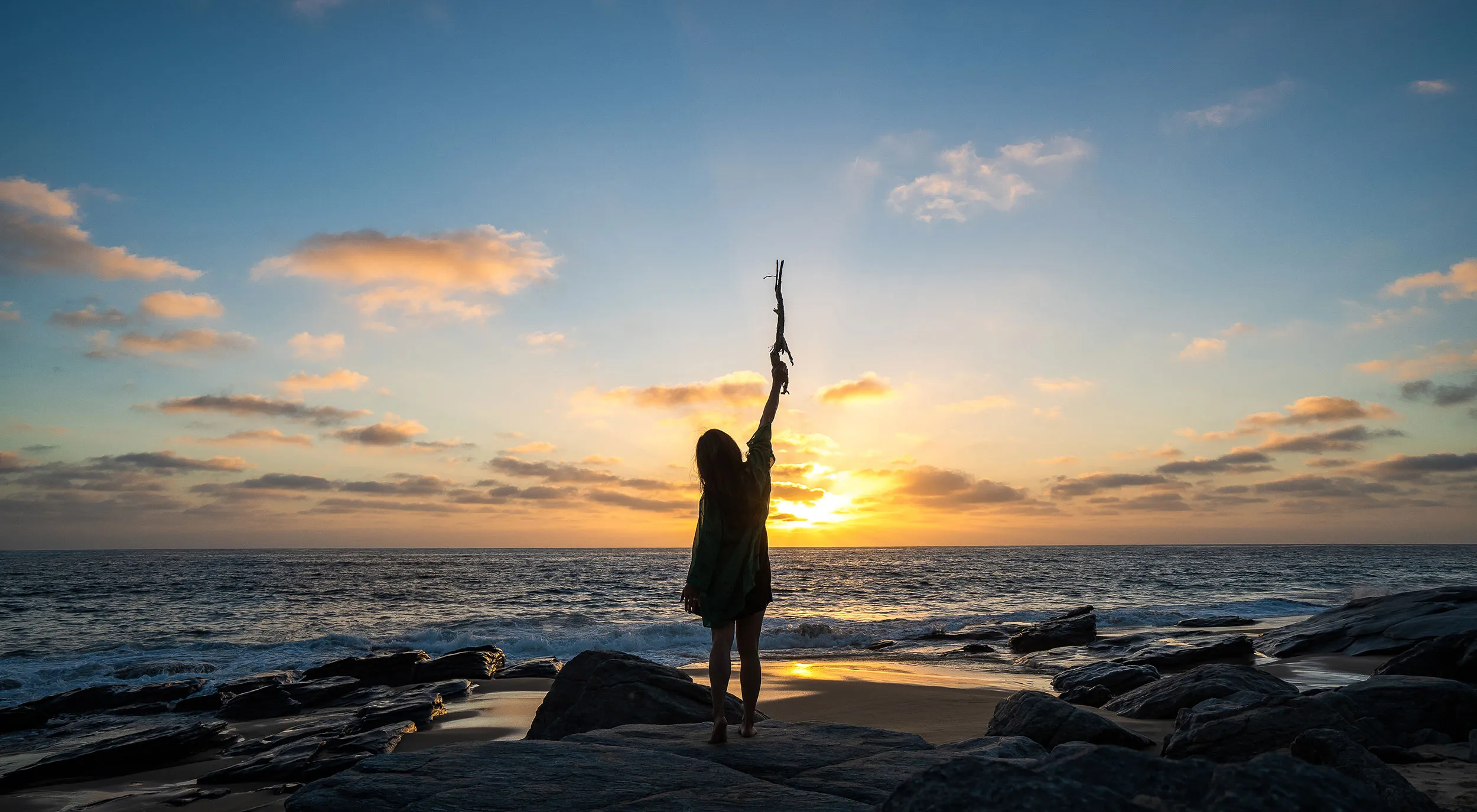 LYNN DAO SHAMANIC HEALING PRACTITIONER